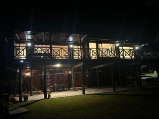 Birdsong Your Brenton-on-Sea home-away-from-home - 8