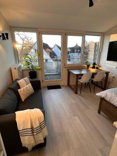 UrHOME 22 City, Airport, Messe, Auto-,Straßenbahn - Nuremberg - 8