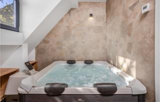 2 Bedroom Lovely Home In Stari Laz - 5