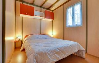 Awesome Home In La Faute-Sur-Mer - La Faute-sur-Mer - 5