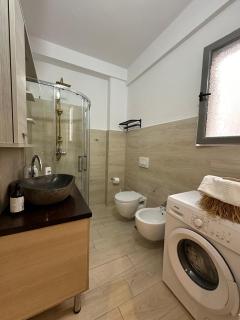 Lungomare Luxury Sea View Apartaments - Valona - 8
