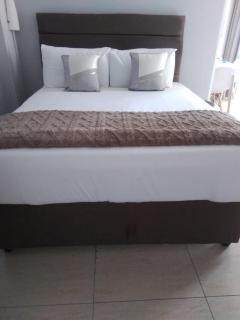 STAY-TIAH 82a - Durban - 4