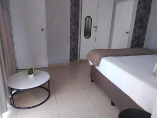 STAY-TIAH 82a - Durban - 3