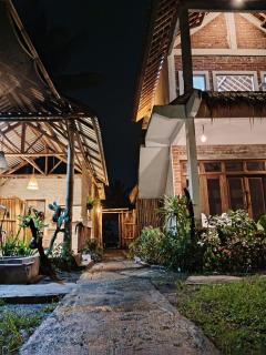 Stay Together - Tetebatu - 9