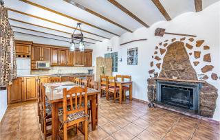 Beautiful Home In Cuevas Del Campo - Cuevas del Campo - 6