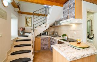 1 Bedroom Amazing Home In Komolac - Komolac - 4
