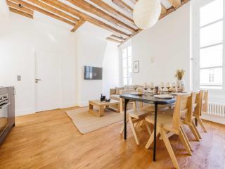 SUPERB apartment in the heart of the Marais - 3