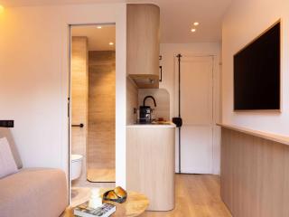 Refined studio with balcony - 2P - Saint Lazare - París - 7