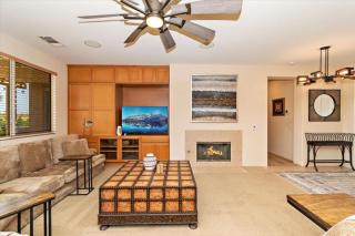 Getaway sleeps 8 option for 16 - Indio - 1