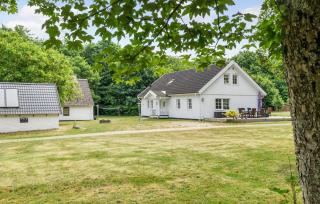 5 Bedroom Pet Friendly Home In Nibe - Nibe - 1