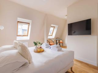 Charming apt - St Germain des Prés - 2