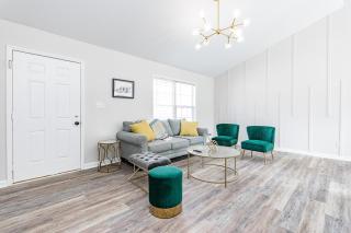 NEW 3 bd house - 5 min from Walnut Amphitheater - Raleigh - 7
