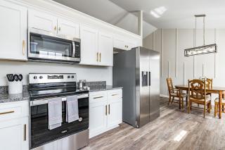 NEW 3 bd house - 5 min from Walnut Amphitheater - Raleigh - 2