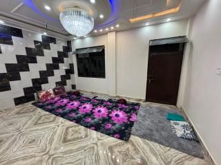 Group deal - Prayagraj - 1