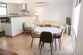 Sandy Swell Beach Shack - Goolwa - 3