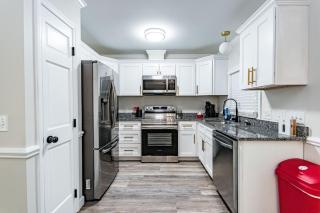 Beautiful recently updated 3bed and 2bath ranch - Fuquay-Varina - 5