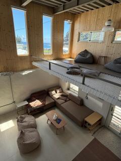 Dailylife behind the island - 0