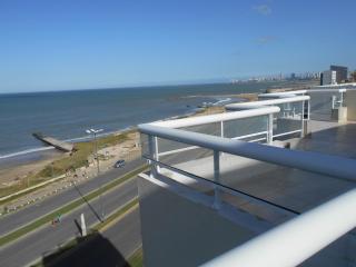 Departamento FRENTE AL MAR 3 AMB y MEDIO-VISTA PANORAMICA-PLAYA ESTRADA - Mar del Plata - 3