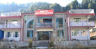Hotel Bettey's Heaven - - 0