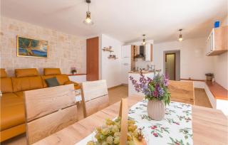 Lovely Home In Stankovci - 6