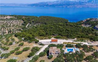 Pet Friendly Home In Postira With Wifi - 0