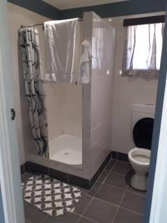 Airport Paradise Lodge - 4