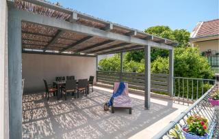 2 Bedroom Amazing Apartment In Sutivan - Sutivan (San Giovanni di Brazza) - 9