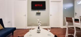 Charming 3-Bedroom Home Near NEC, Birmingham Airport & Bullring - 8