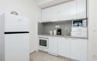 2 Bedroom Gorgeous Apartment In Podaca - Podaca - 6