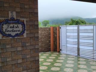 Daksh Enclave Lonavala Premium Pool Villa by VOYE HOMES - Lonavala - 6