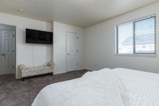 Cozy Three Bedroom Home - Pocatello - 7