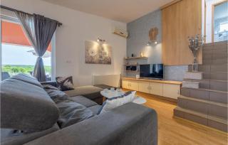 Beautiful Home In Debeljak, Sukosan - 6