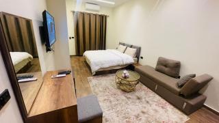 استديو فاخر للإيجار في فيلا - Cairo - 9