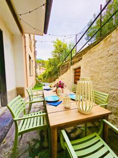 Claudia's Luxurious Garden Apt - Monterosso al Mare - 9
