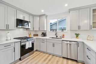 Cozy Home with Hot Tub - Family-Friendly Yard home - Livermore - 4