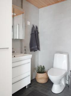 Modern 1BR with Huge Balcony Above Mall of Tripla by Nordic Stay Collection - 1