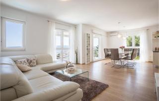Beautiful Home In Bol With Wifi - Bol - 6