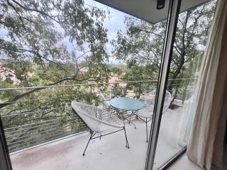 Cocon luxe vue balcon sauna jacuzzi piscine - 1