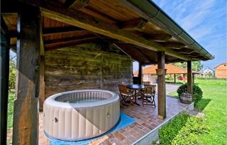 2 Bedroom Amazing Home In Zamrsje - - 8
