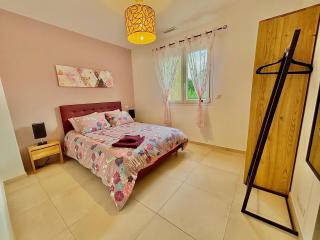 Villa 120m2 accès PMR piscine chauffée et jacuzzi - Orgnac-lʼAven - 1