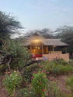 Sunset Masai Camp - Masai Mara - 1