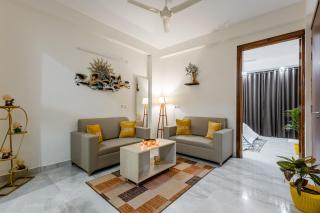 Lime Tree Luxury 2BHK Serviced Apartment Near Artemis Hospital Gurgaon - 4