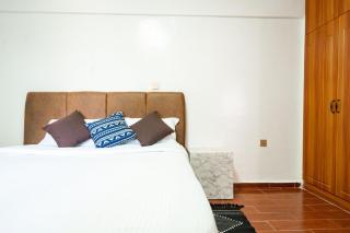 Lovely 2 bedroom apartment with a beautiful view - 8