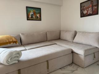 Bright Modern Stay in Sale Diyar - 9