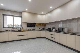 Grand Villa 6 Bedroom 8 Bathroom - 1