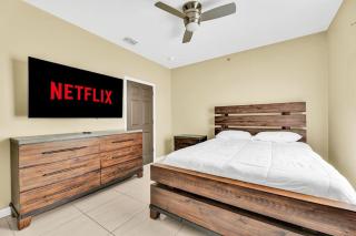 Relax & Enjoy In Our Spacious Townhome Getaway D - 2
