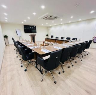 Royal Gardens Hotels - 9