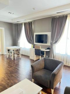 Royal Gardens Hotels - 0