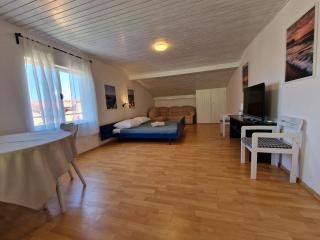 Family Retreat Apartment with Sea View Zorya - Mali Lošinj - 8