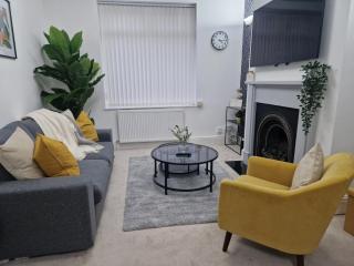 Modern House close to Etihad, Coop Live, Manchester city centre, ideal for Groups, Families & Work, free parking - Manchester - 7